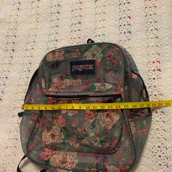 Jansport mesh backpack just in time for back to school kids - Picture 2 of 9